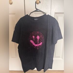 MAN Black T-Shirt with Pink Graphic